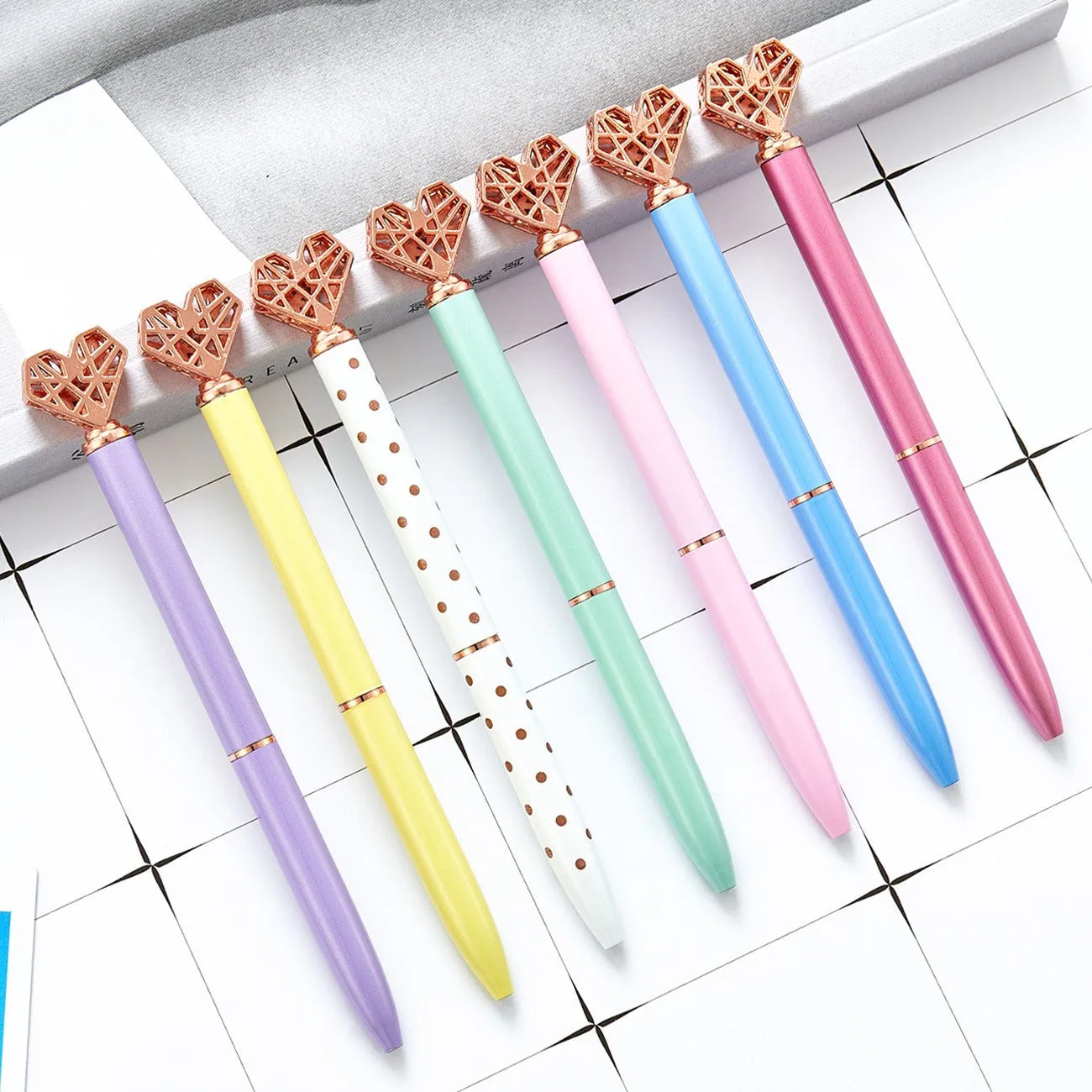 Pink Love Girls Women Heart Shape Various Color Premium Metal Laser Logo Kids Ballpoint Pen with Heart Shape
