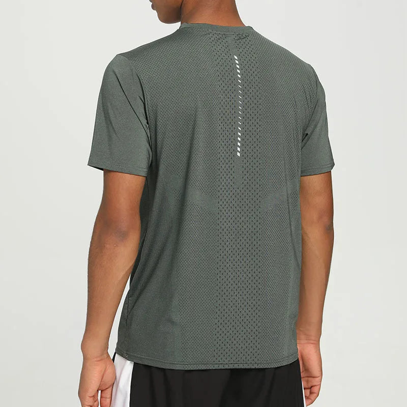 Wholesale Quick Dry Moisture Wicking T-Shirts Sports Gym Athletic Short Sleeve Shirts Custom Men's Workout Running Shirts