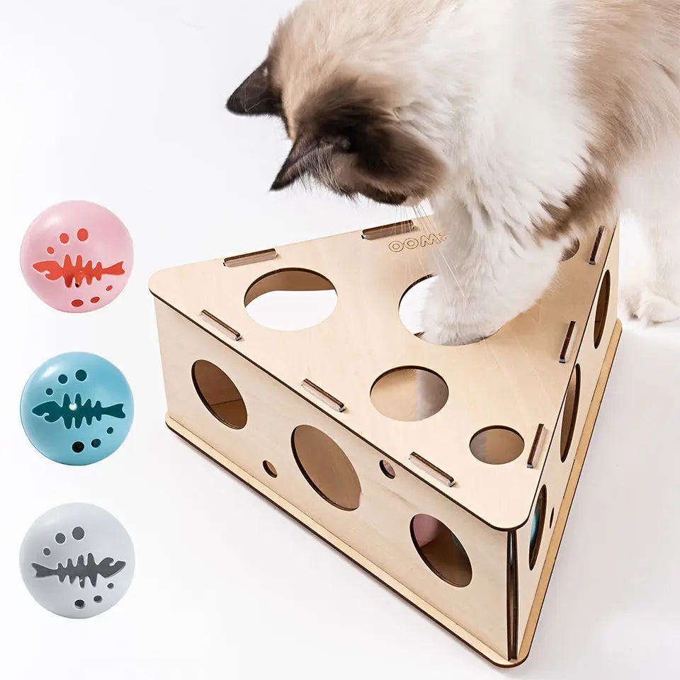 New Design Wooden DIY Funny Triangle Cheese Interactive Cat Toy