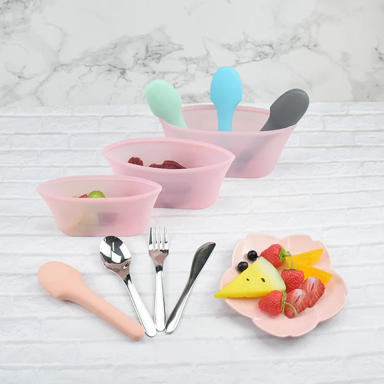 New Collocation Silicone Food Storage Bag and Cutlery Sets With Silicone Case Easy to Carry for Travel