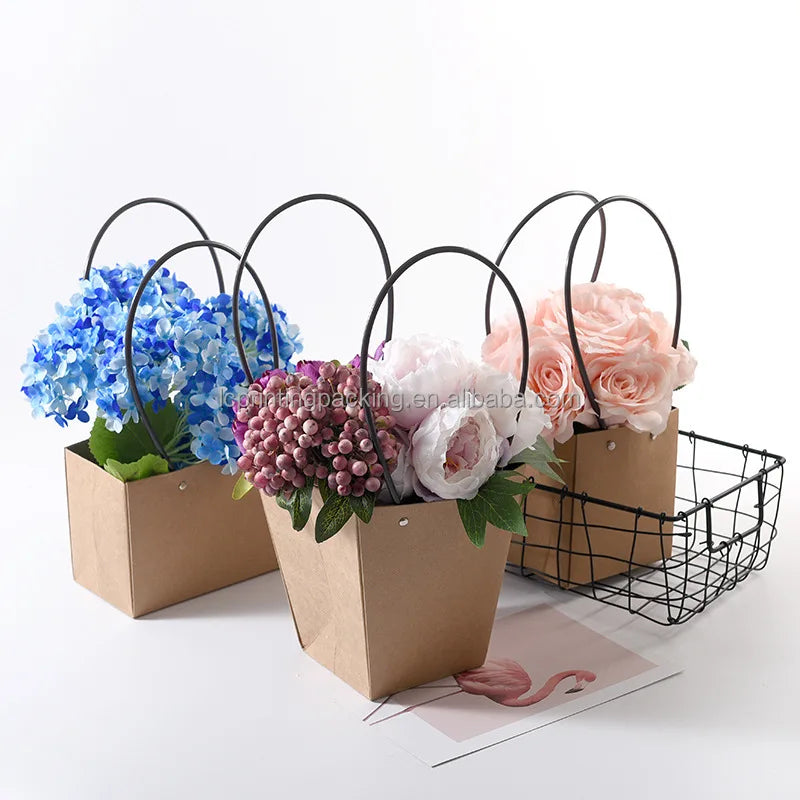 Wholesale Square Bottom Art Paper Bags Washable Offset Printed Recyclable for Clothing Shoes Flower Bouquet Packaging