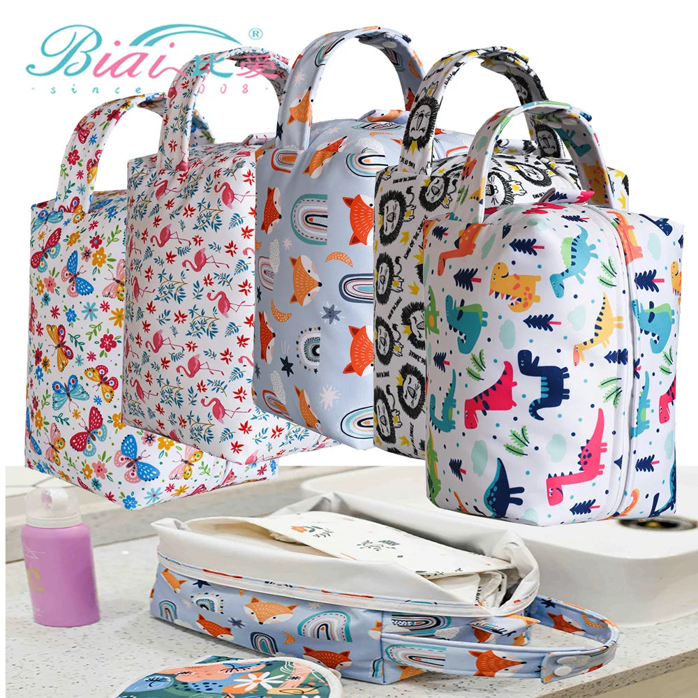 1pcs Wet Mommy Waterproof Polyester Diaper Bag with Animals Print Washable Storage for Swim Bikini Sanitary Napkin