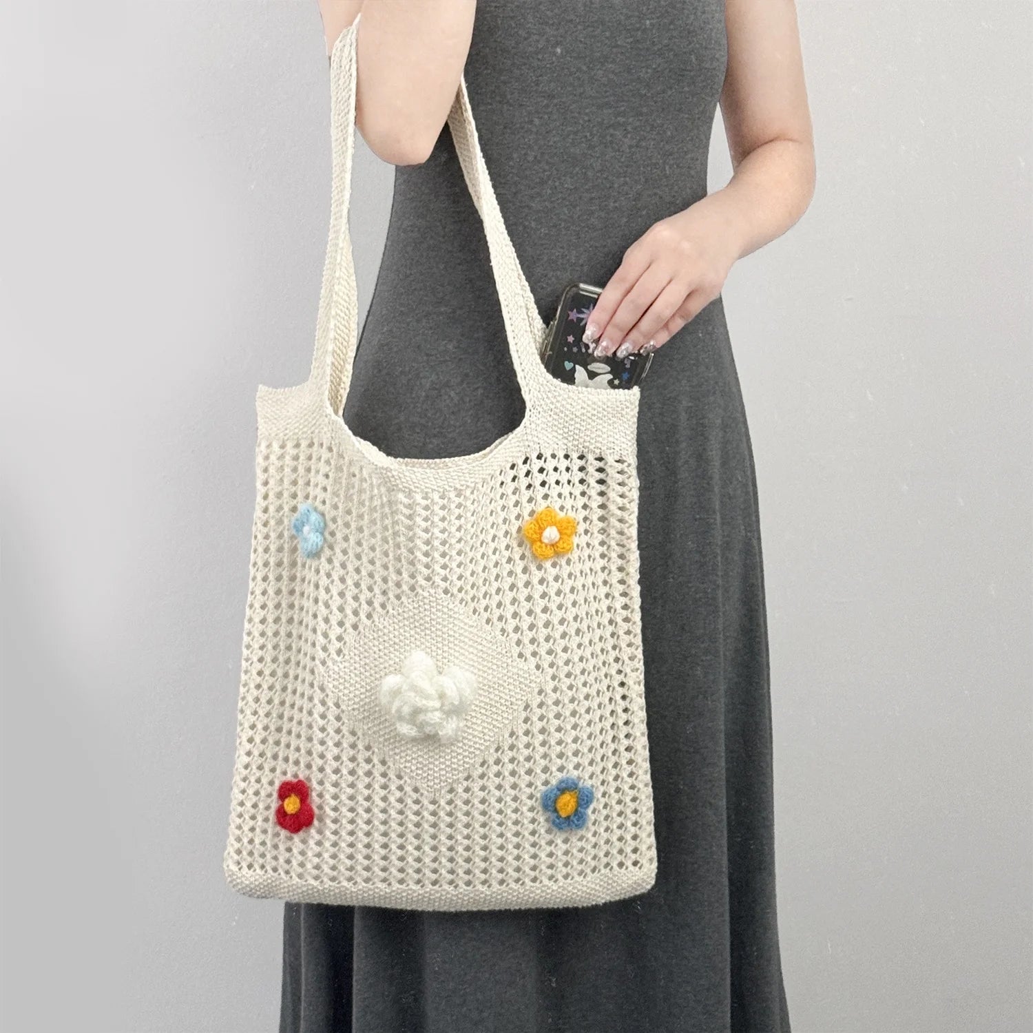 2024 Summer Spring Chic Solid Color Embroidery Handmade Crochet Flowers Woven Large Capacity Tote Bag Hollowed Sand Beach Autumn
