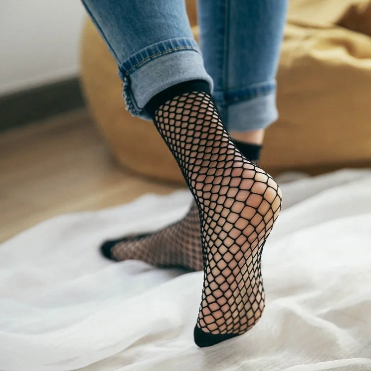 Wholesale Black Mesh Fishnet Ankle High Socks Nylon Net Socks for Women