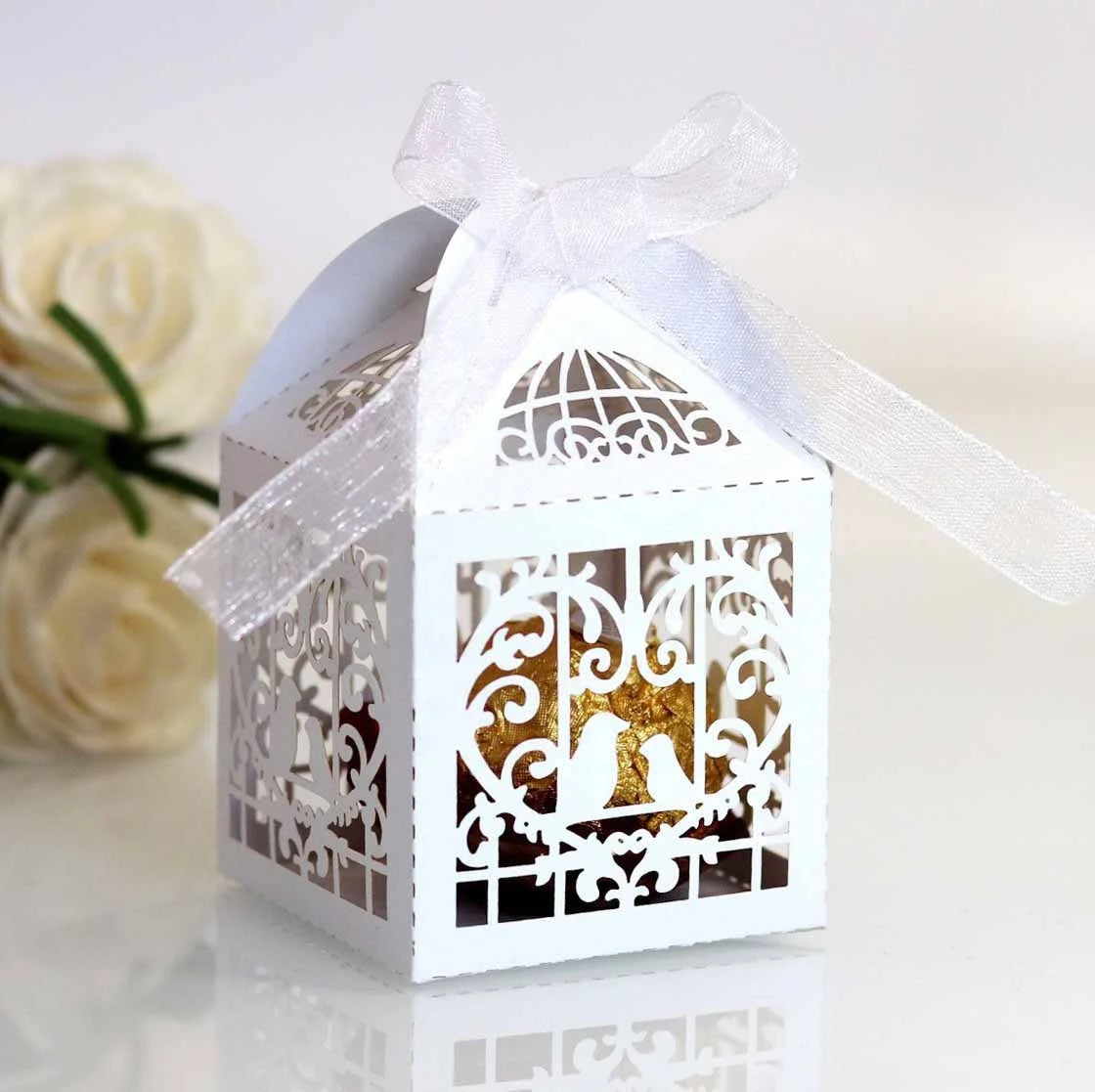 Recyclable Paper Folding Package Wholesale White Wedding Sweet Fancy Chocolate Paper Box