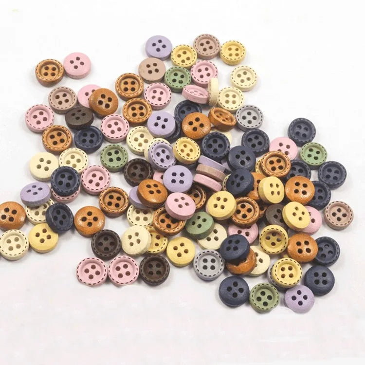Hot Sale in Stock 9mm Round Button 4 Holes Wooden Button for Kids Clothing Crafts