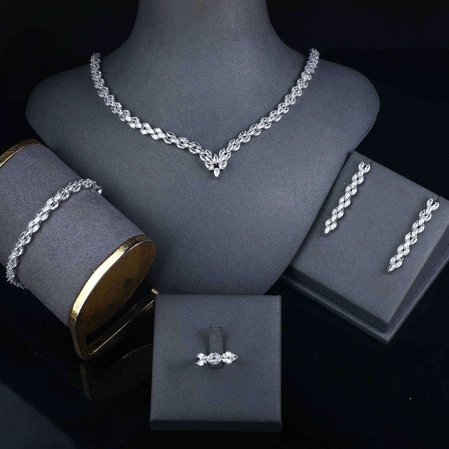 High Quality Luxury Cubic Zirconia 4-piece Jewelry Set Fashion Bling Party Wedding Bridal Jewelry Sets