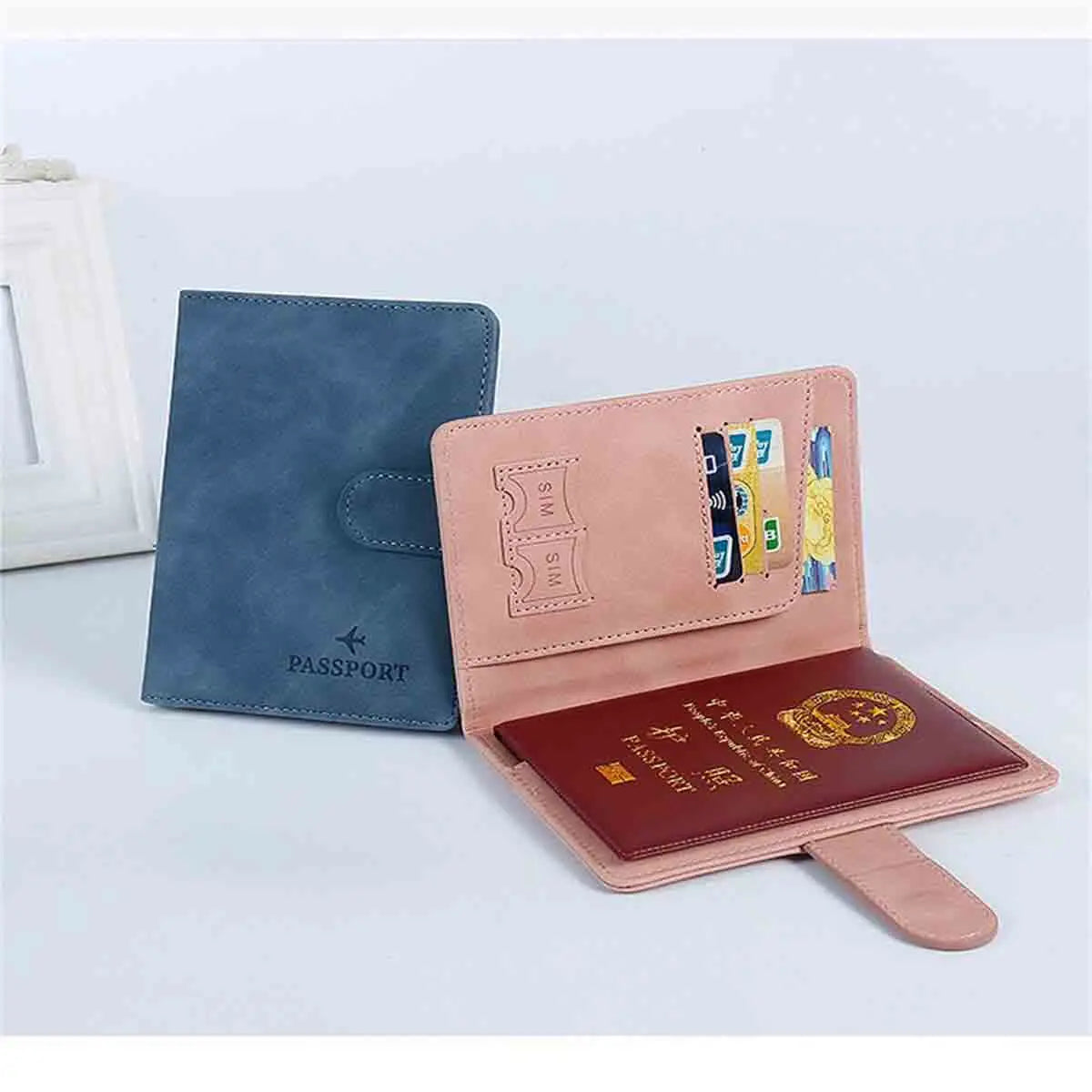 Custom Logo PU Leather Passport Cover Case Travel Wallet With Magnetic Buckle Family Passport Holder