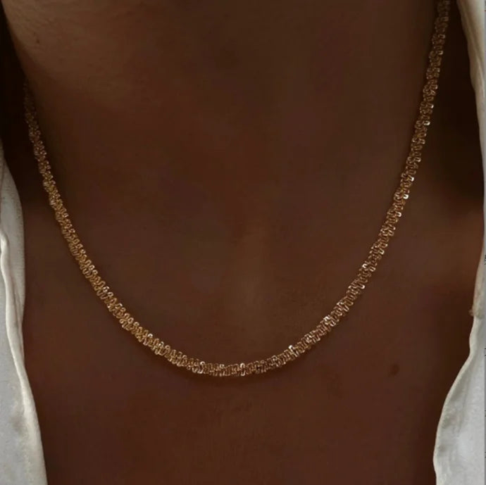 New Non Tarnish Jewelry 18K Gold Plated Shiny Twisted Necklace Stainless Steel 18k PVD Jewelry Wholesale