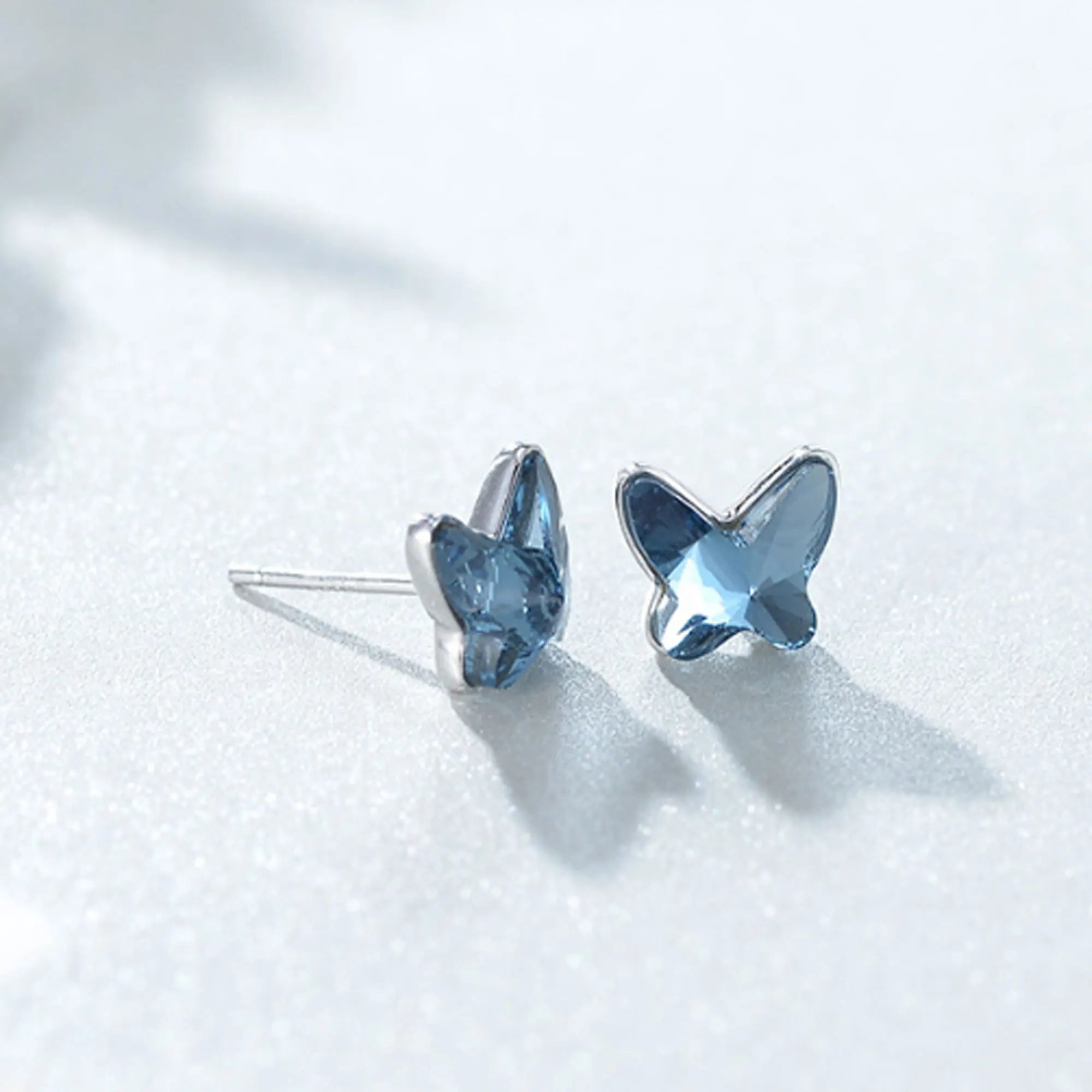 Wholesale Crystal Diamond 18k Gold Plated butterfly Stud Earrings 925 Women China Manufacturer Supplier