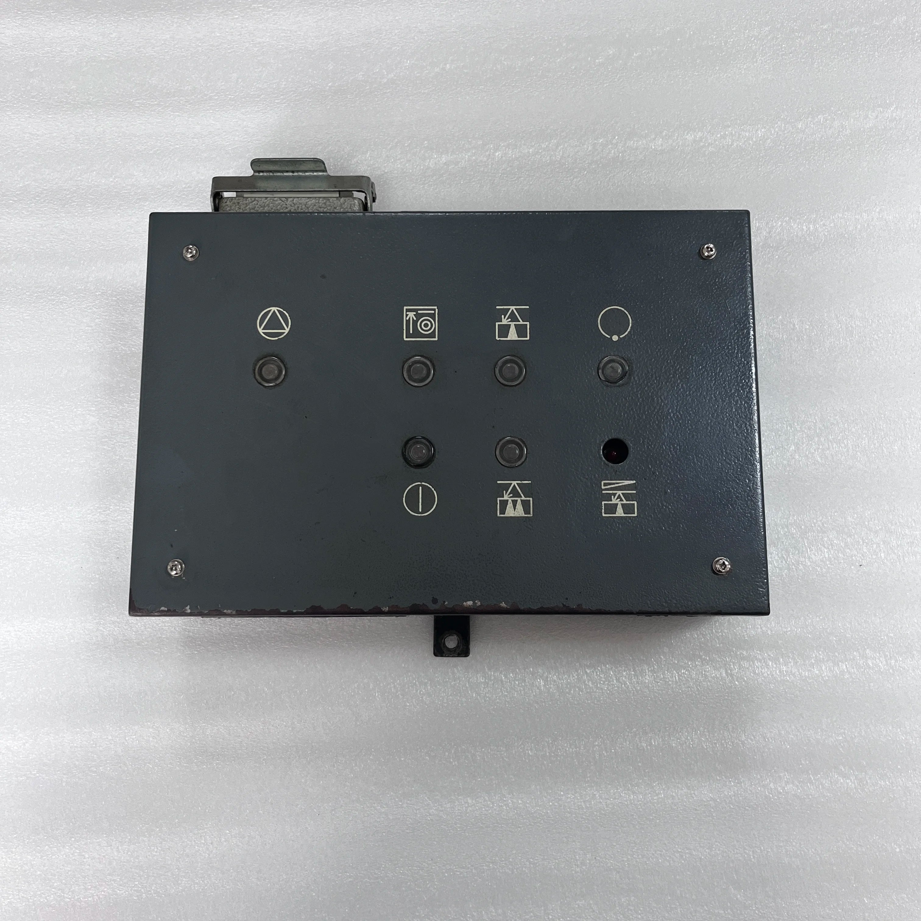 WD Original 68.110.1312 Parts Machine Sheet Alignment System U2 Sensor Control Box for Heidelberg Offset Printing Parts