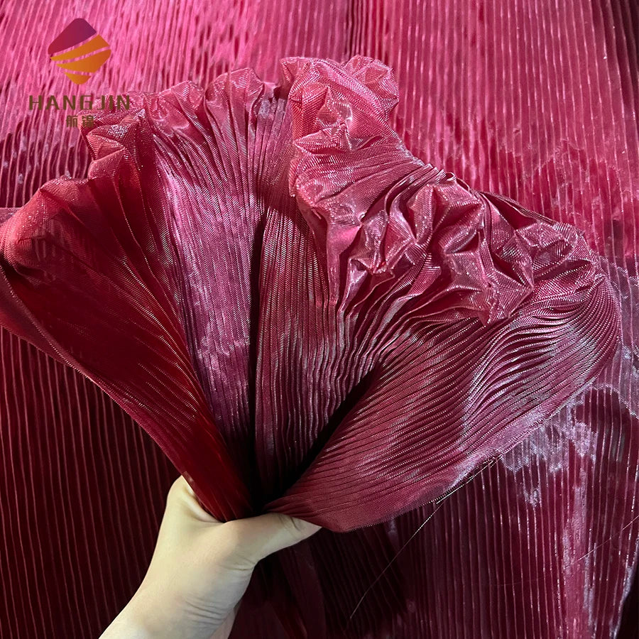 Custom Pleated Hard Mesh Fabric Nylon Stiff Shape Gauze Fabric Bridal Plain Crepe Tulle Fabrics for Stage Decoration Party Dress