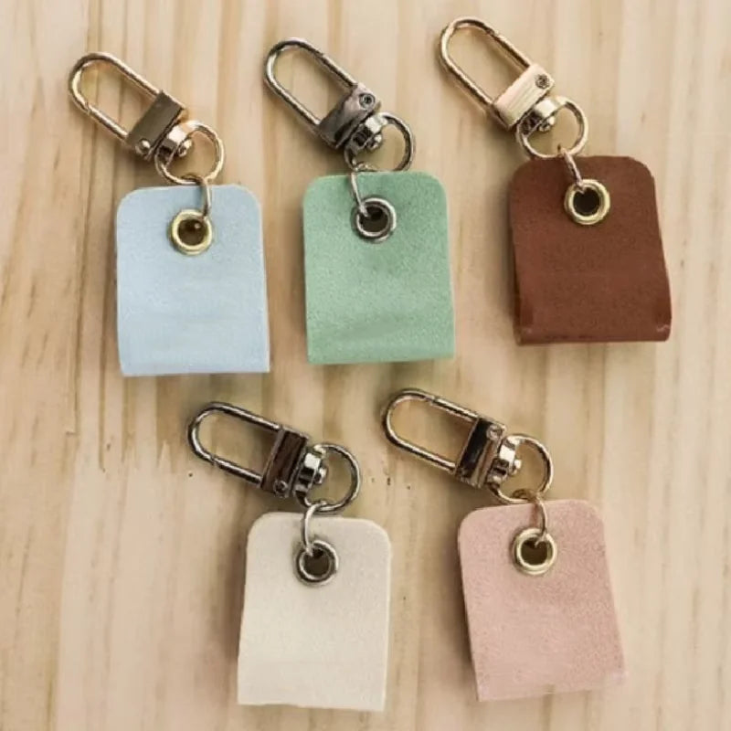 Personalized PU Leather Dog ID Tag Mini Dog Name Tag Hanging Dog Tag Keychain for Collar and Leash