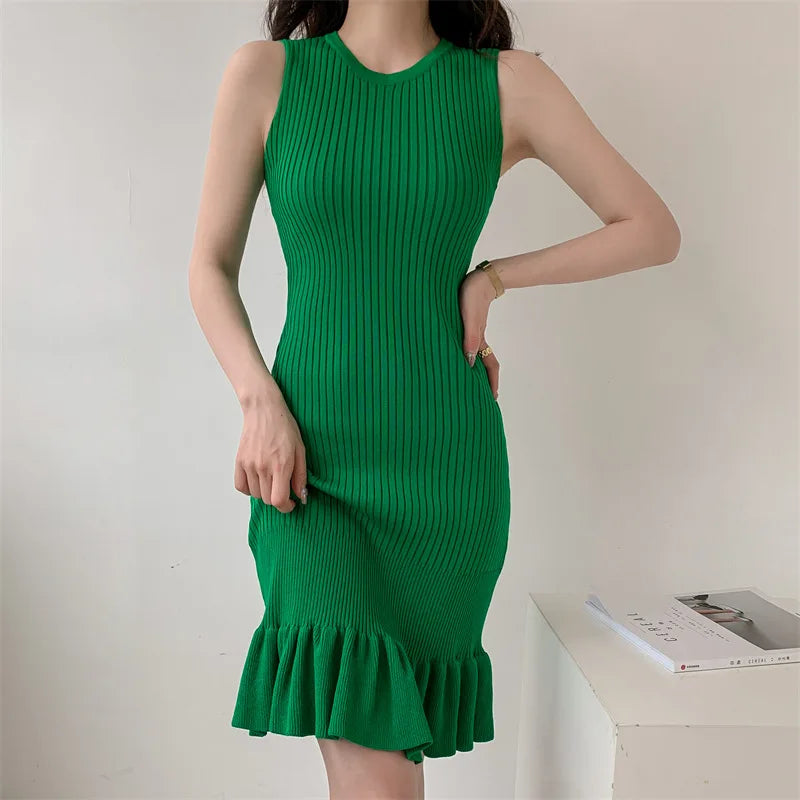 Wholesale 2025 Plain Sweater Dresses Elegant Sheath Dress Sleeveless Pleated Slim-fit Midi Dress