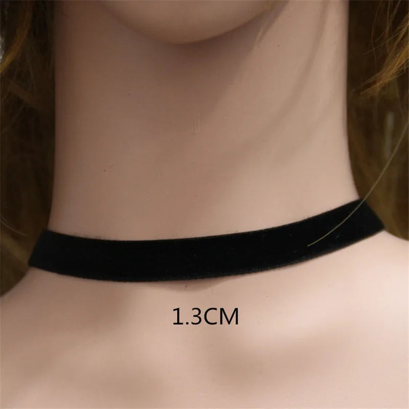 Custom Women Necklace Jewelry Wholesale Short Necklace Velvet Choker Necklace