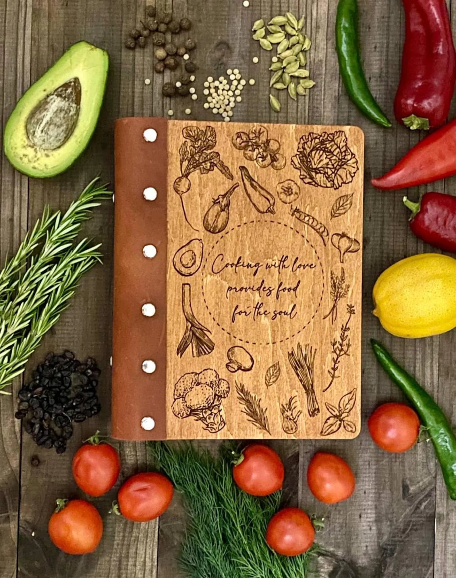 Customized Gift Printed and Engraved Wooden Recipe Notebook Wood Cooking Loose-leaf Diary Recipe Books