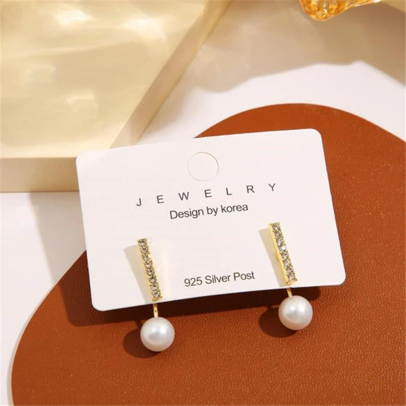 Pendiente 2022 Popular New Pearl Earrings Stud Earrings for Women and Girls Simple Fashion Contracted Cold Wind Jewelry Earrings