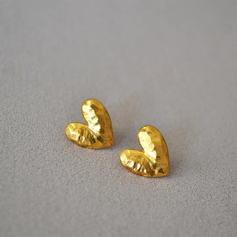 925 Silver Pin Texture Brass Retro Designer Earrings Simple Love Heart Shaped Plated 18K Gold Stud Earrings Women