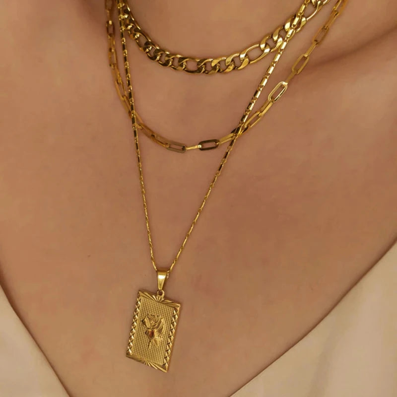 Eco-friendly Stainless Steel 18K Gold Plated Vintage Meaningful Ladies Gift Square Rose Plate Pendant Necklaces for Women