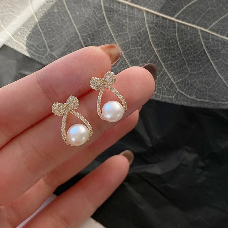 Rinhoo Minimalist Fashion Bow-knot Pearl Stud Earrings for Women Lady Girls Temperament Korean Cute Earrings Engagement Jewelry