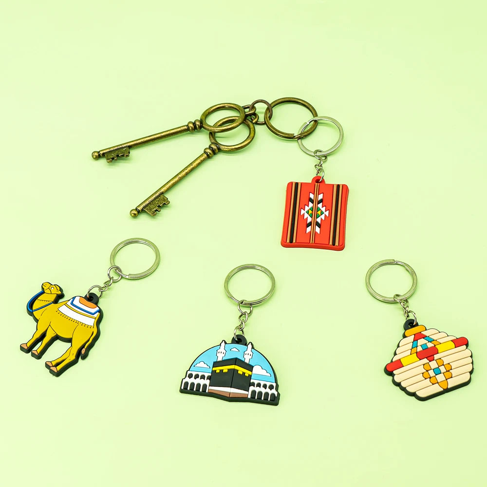 Luxury Arabic Keychain Elegant Oil Barrel and Sheikh Design for Collectors and Business Promotions