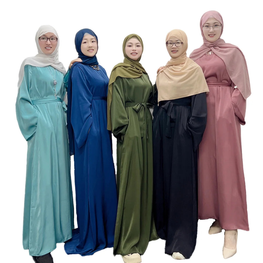 2022 Wholesale Women Islamic Soft Satin Abaya Muslim Women Dress With Sleeve Inside Button Fancy Abaya for Women Dubai