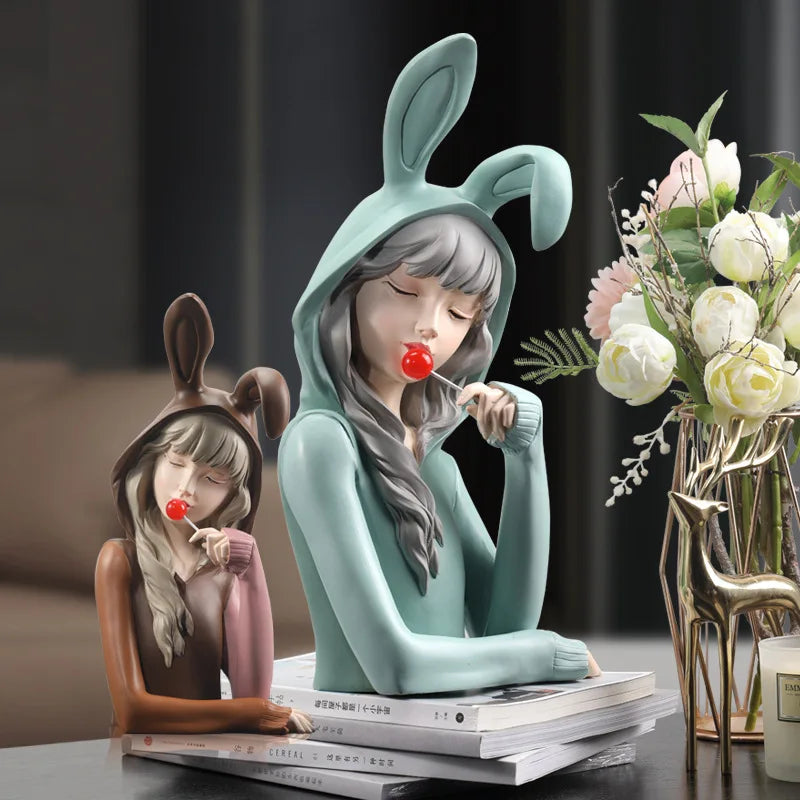 Light Luxury Girl Sculpture Ornaments Home Accessories Table Decoration for Women's Birthday Gifts