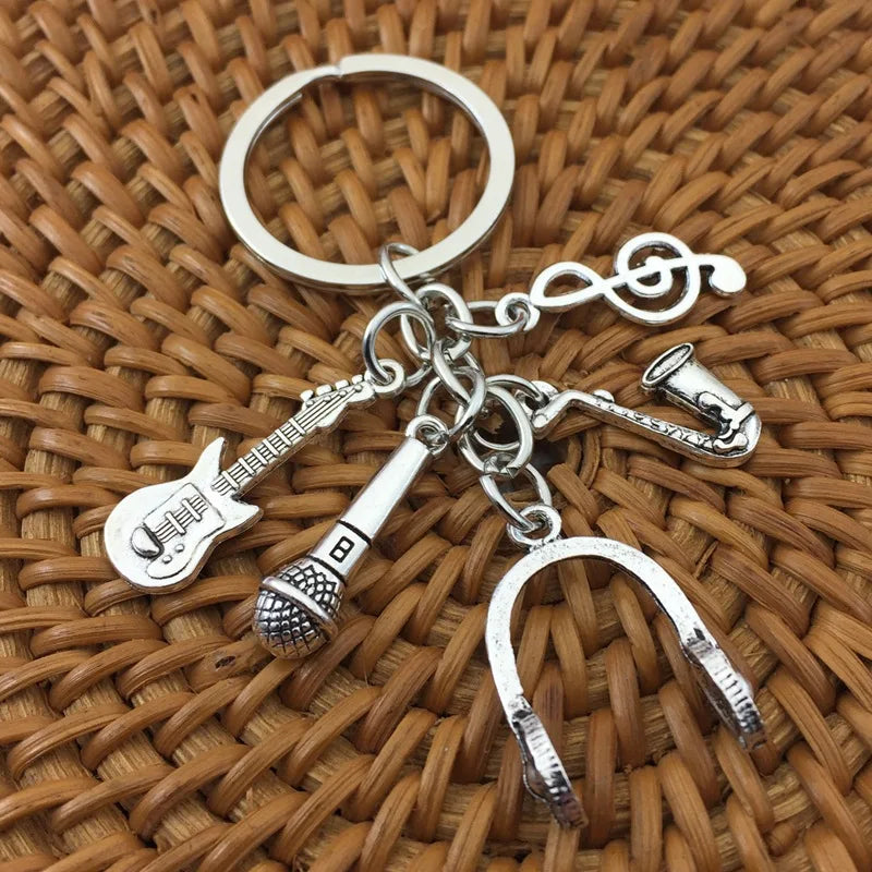 DJ Earphone Music Musicians Pianist Key Ring Piano Keyboard Guitar Sachs Notes Key Chain for Festival Gift DIY Jewelry