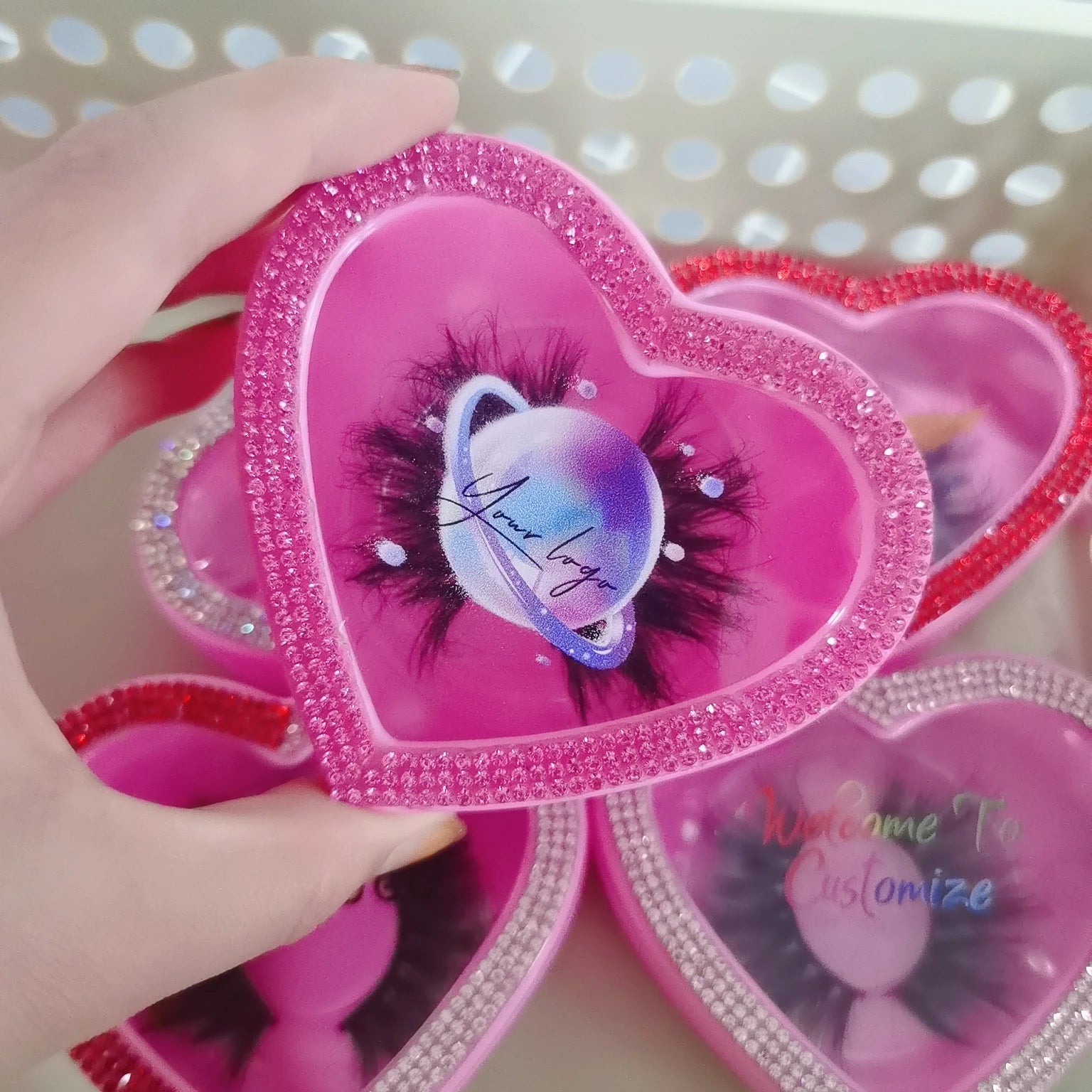 Luxury Lashbox Packaging for Valentine's Day OEM Heart Shape Eyelash PackagingWholesale 3d Mink Eyelash Packaging Box