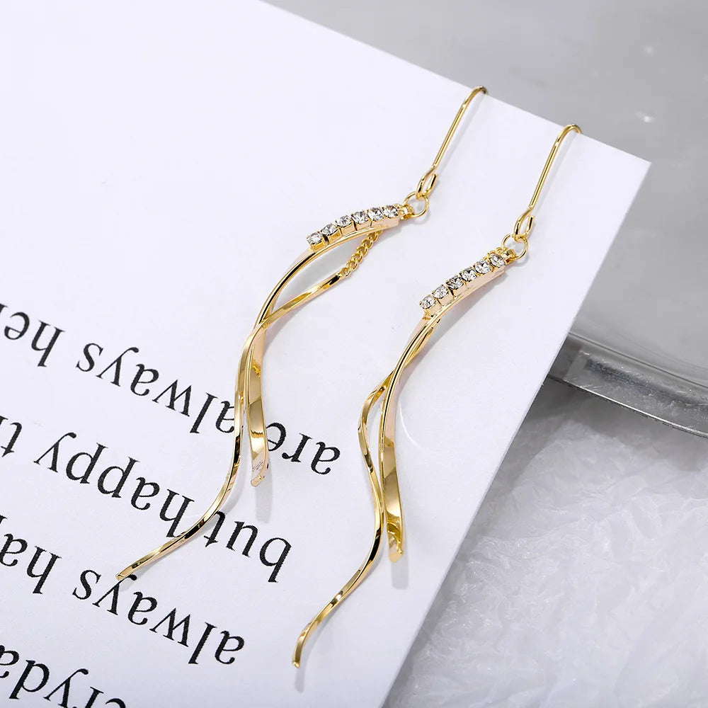 Fashion Simple Gold Plated Threader Dangle Stud Earrings Female Personalized Zircon Twist Shape Infinity Stud Earrings