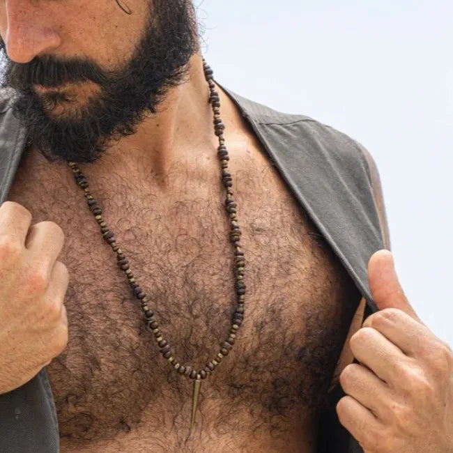 European and American  Personalized Beach Vacation Style Necklace Coconut Shell Wooden Bead Collarbone Chain for Men