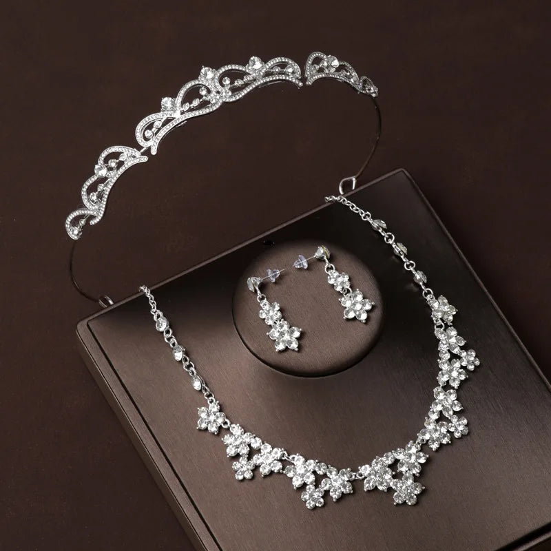 Bride's Headdress Headband Wedding Dress Crown Princess Snowflake Necklace Earrings 3-piece Set