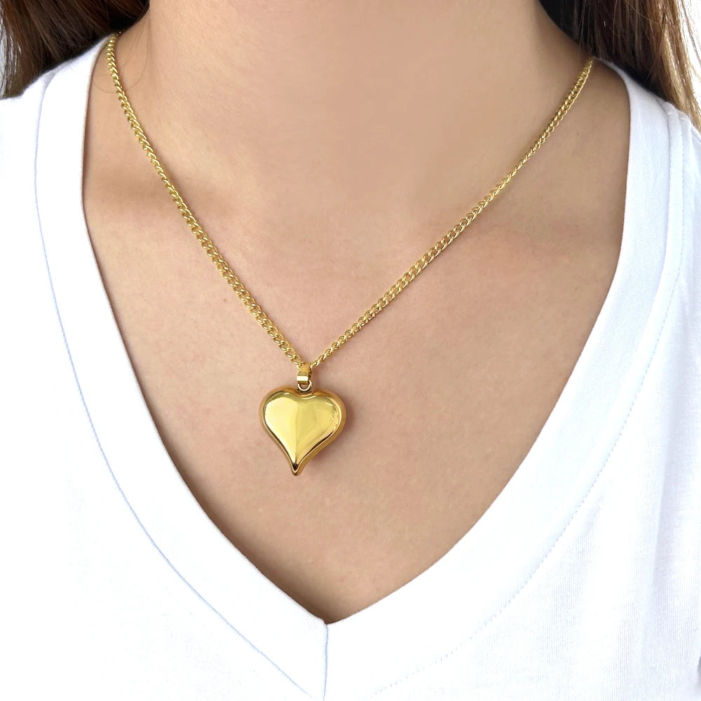 Cute Stainless Steel Heart Shape Pendant Necklace PVD Gold Plated Waterproof Neck Jewelry for Women