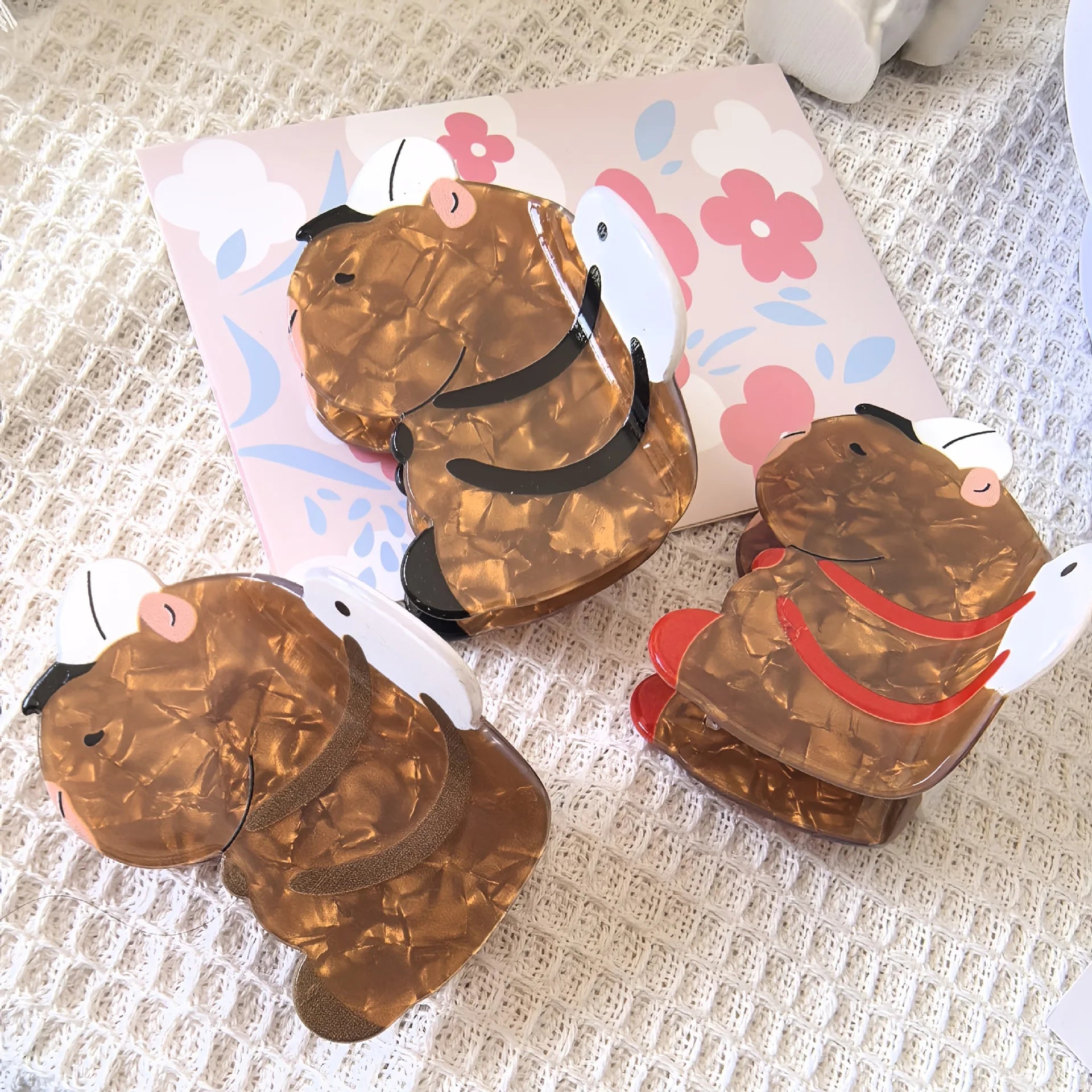 2025 Online Celebrity Cute Animal Kapiobra Acrylic Hair Claws Adorable Cartoon Accessories Popular Headwear