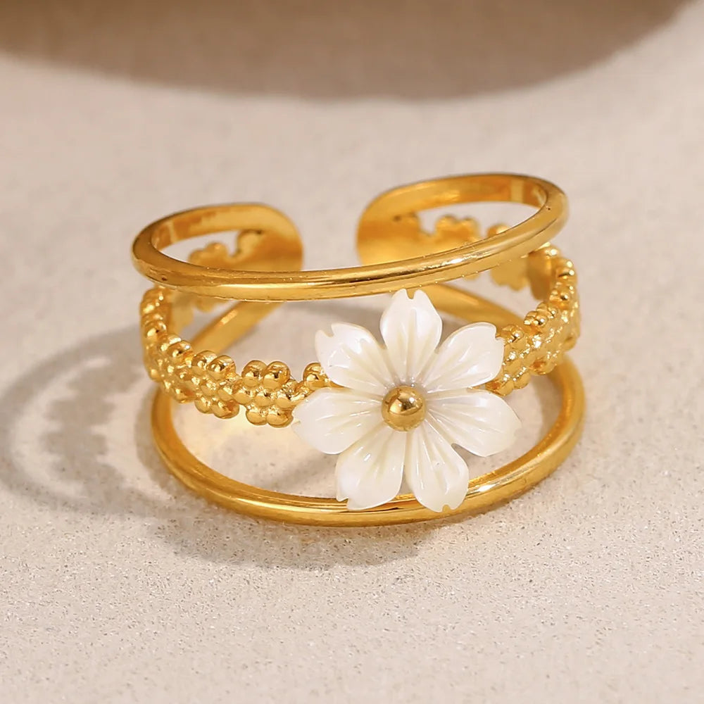 Fashionable Retro French Style 18K Gold Plated Stainless Steel Open Flower Ring for Women Trendy Hand Jewelry with Personality