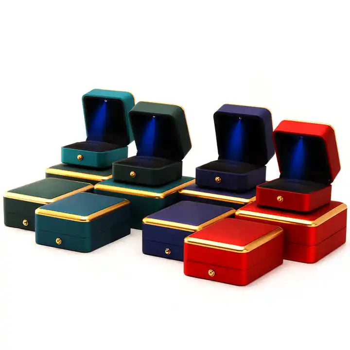 Luxury LED Light Custom Jewelry Box Hot Stamping Luxury Jewelry Storage Package with LED Light for Bracelet or Bangle