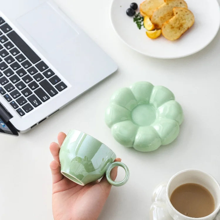 Creative Cute Cloud Sunflower Porcelain Mug and Ceramic Saucer Set Eco-Friendly Home Decor for Giveaways