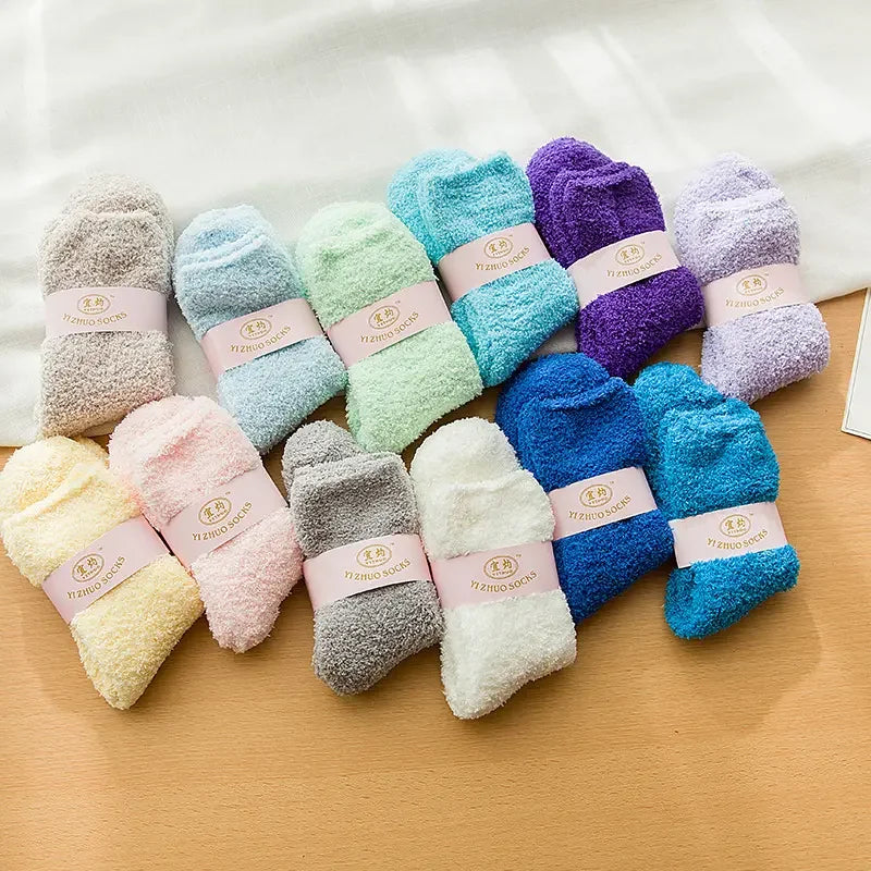 Wholesale Make Your Logo Your Own Design Bulk Fashionable Cozzy Warm Christmas Socks Custom Fuzzy Socks for Women Cute Girls