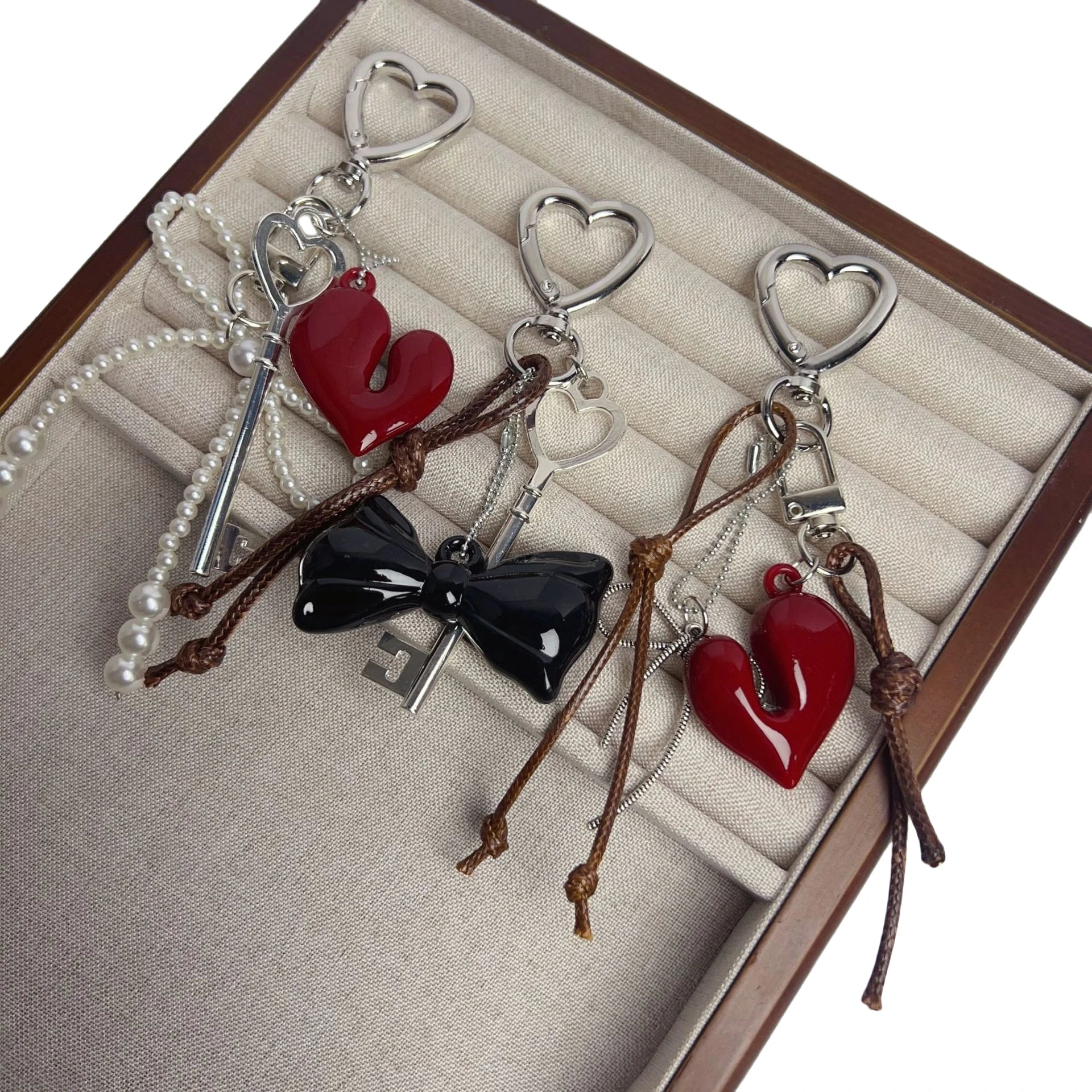 Fashion Simple Y2K Ankela Red Love Heart Bow Keychain Accessories Bag Pendant Hanging Decor Handmade Bow Beads Phone Chain Charm