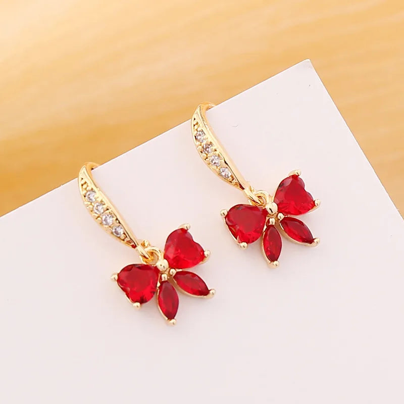 Wholesale Vintage Fashion Dainty Crystal Rhinestone Butterfly Pendant Brass Earrings for Women Wedding Party Gift Jewelry