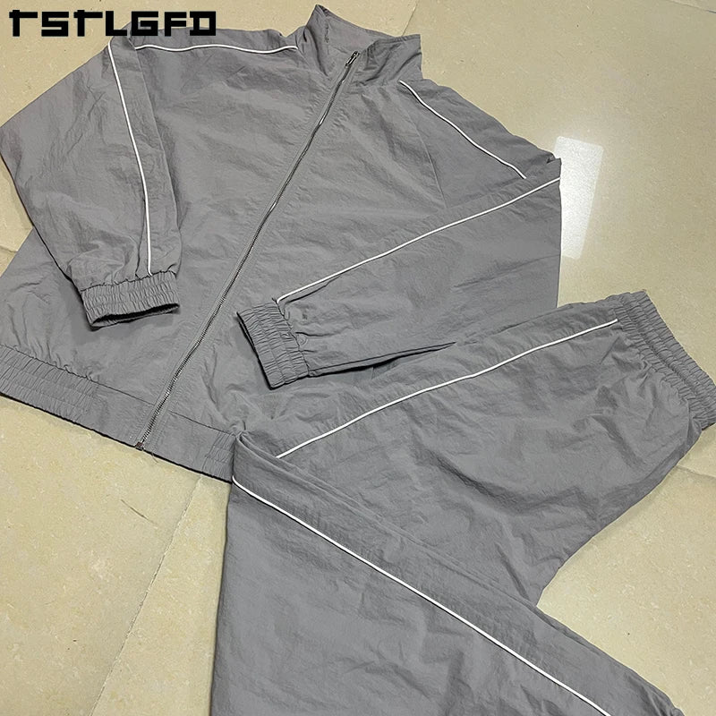 Custom Streetwear Men's Windbreaker Track Suit 2 Piece Set Lightweight Oversized Plain Piping Nylon Tracksuit Men