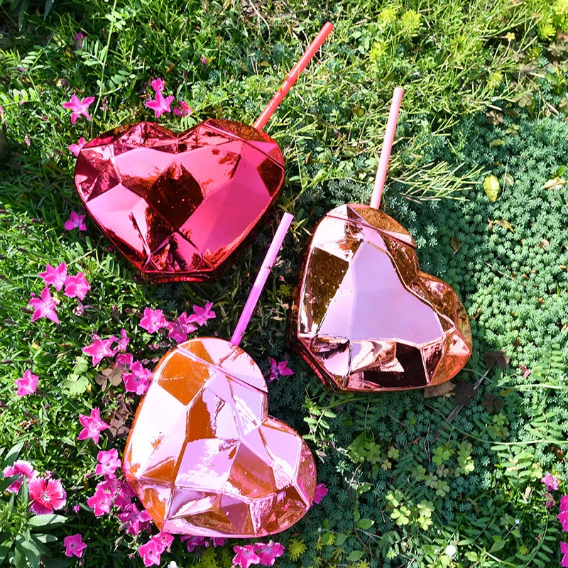 Heart-Shaped Creative Plastic Straw Tumbler Love Theme 520 Valentine's Day Gift Cup Cute Portable Drinking Cup