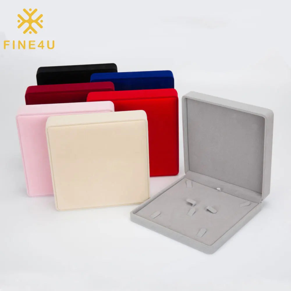 Wholesale Custom Logo Big Flannel Square Necklace Packaging Velvet Jewellery Storage Case Jewelry Box for Necklace