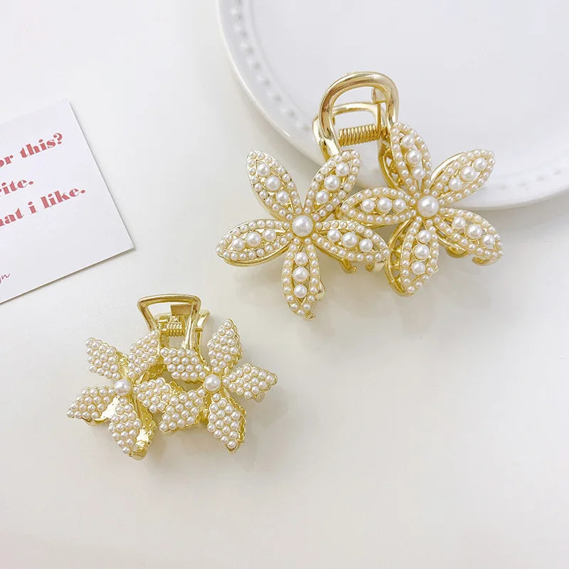2022New Europe Women Retro Alloy Hair Clips Accessories Pearl Flower Metal Hair Claws for Long Hair