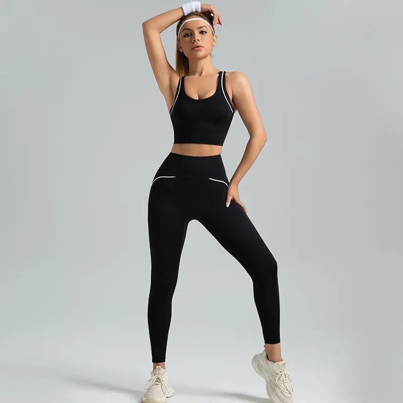 Women's Customized Logo Activewear Yoga Set Quick Dry Gym Short 2 Piece XL Size Fitness Sports Suit