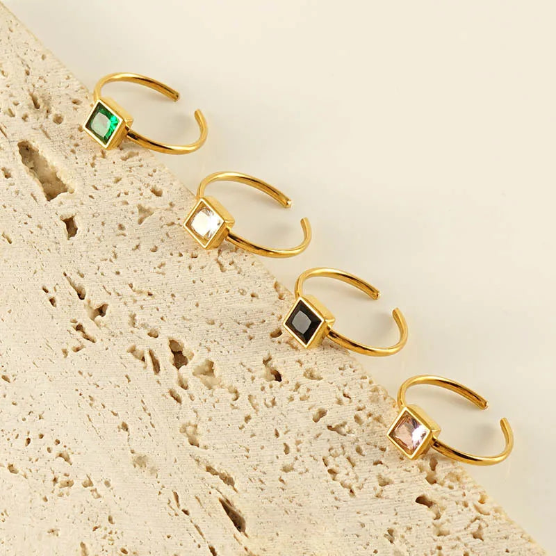 Wholesale 18K Gold and Stainless Steel Ring Colorful Zircon Gemstone Square Love Heart Shaped Floral Design