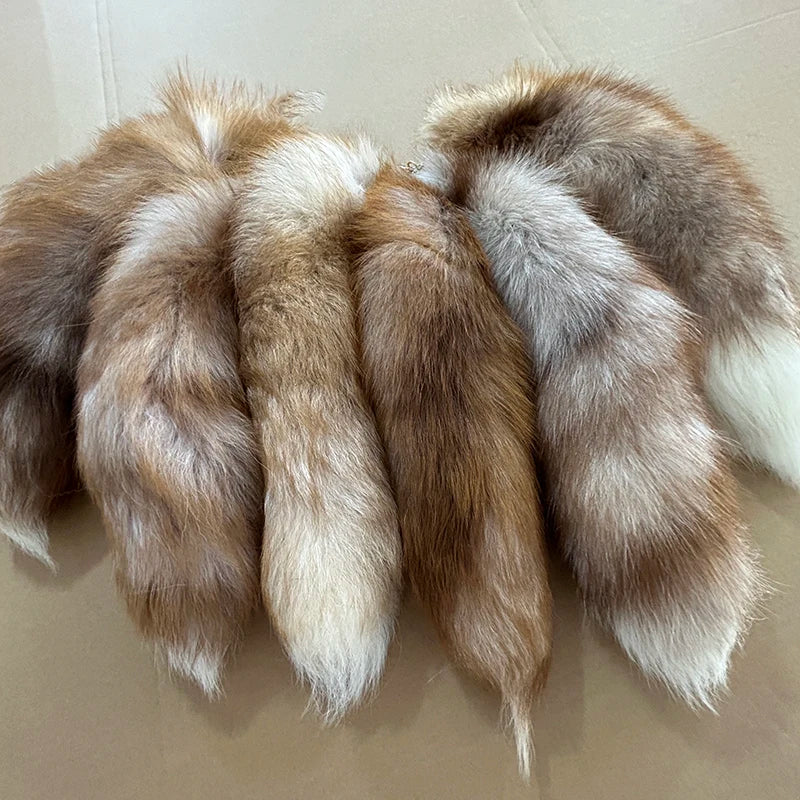 Wholesale Real Fox Fur Tail Keychain Large Natural Fluffy Animal Fur Keychain for Women Cute Bag Pendant Charm Decoration