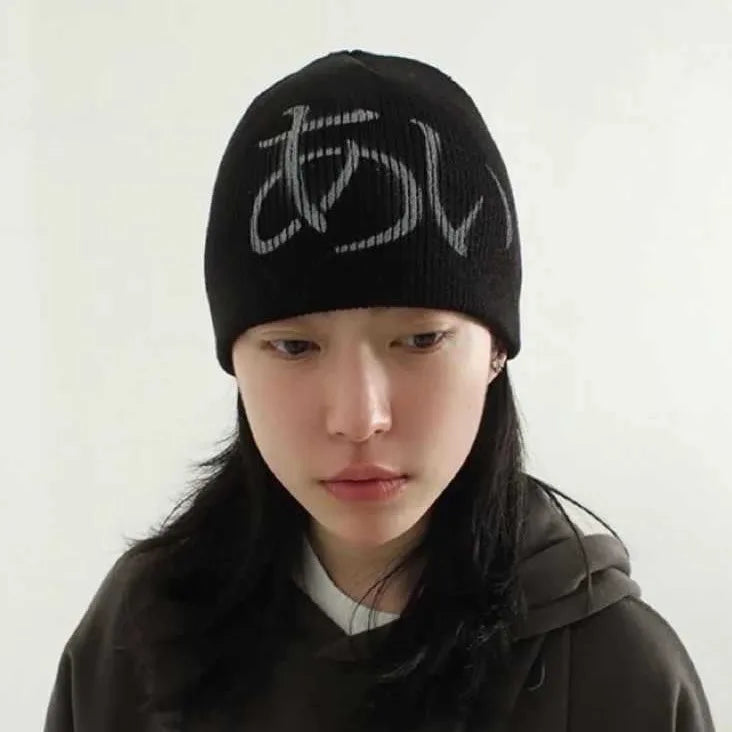 Custom Y2K Hand Painted Letter Pattern Beanie Hats Warm Knit Cuffless Winter Hat for Autumn Winter