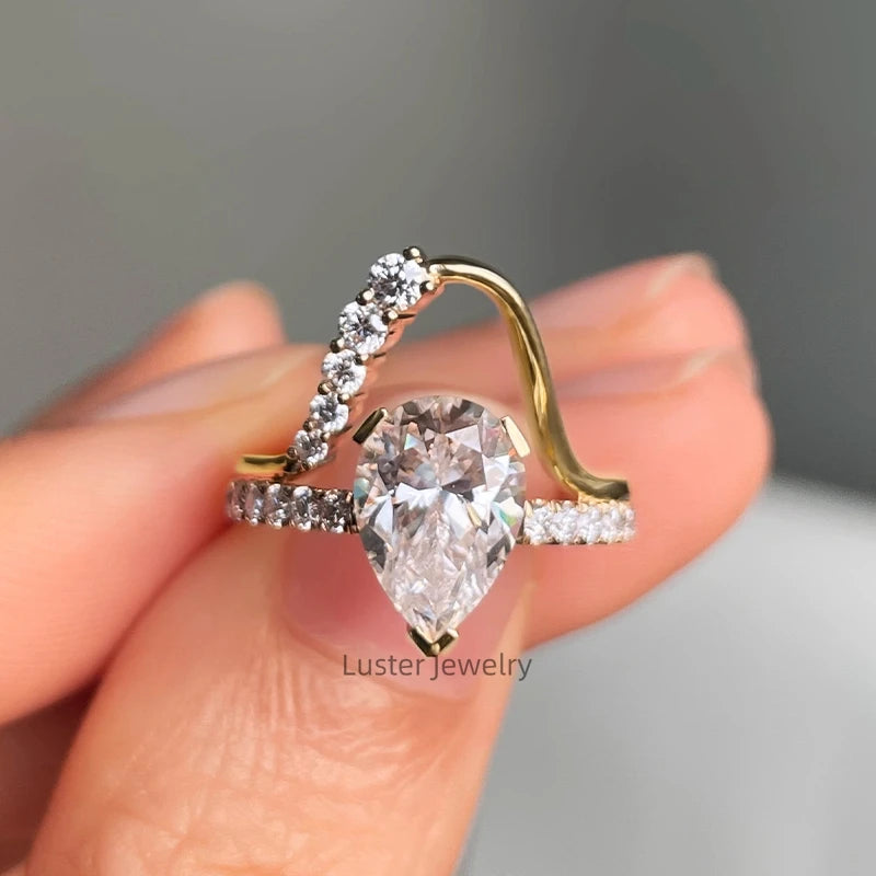 Luster Jewellery Trendy Style 10/14k Water Drop 18k Gold Moissanite Wedding Ring for Women