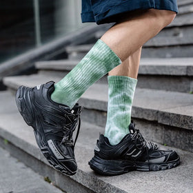 Men's Quality Cotton 168N Knitting Thick Large Size Street Boy Casual Breathable Deodorant Colorful Sporty Tie Dye Crew Socks